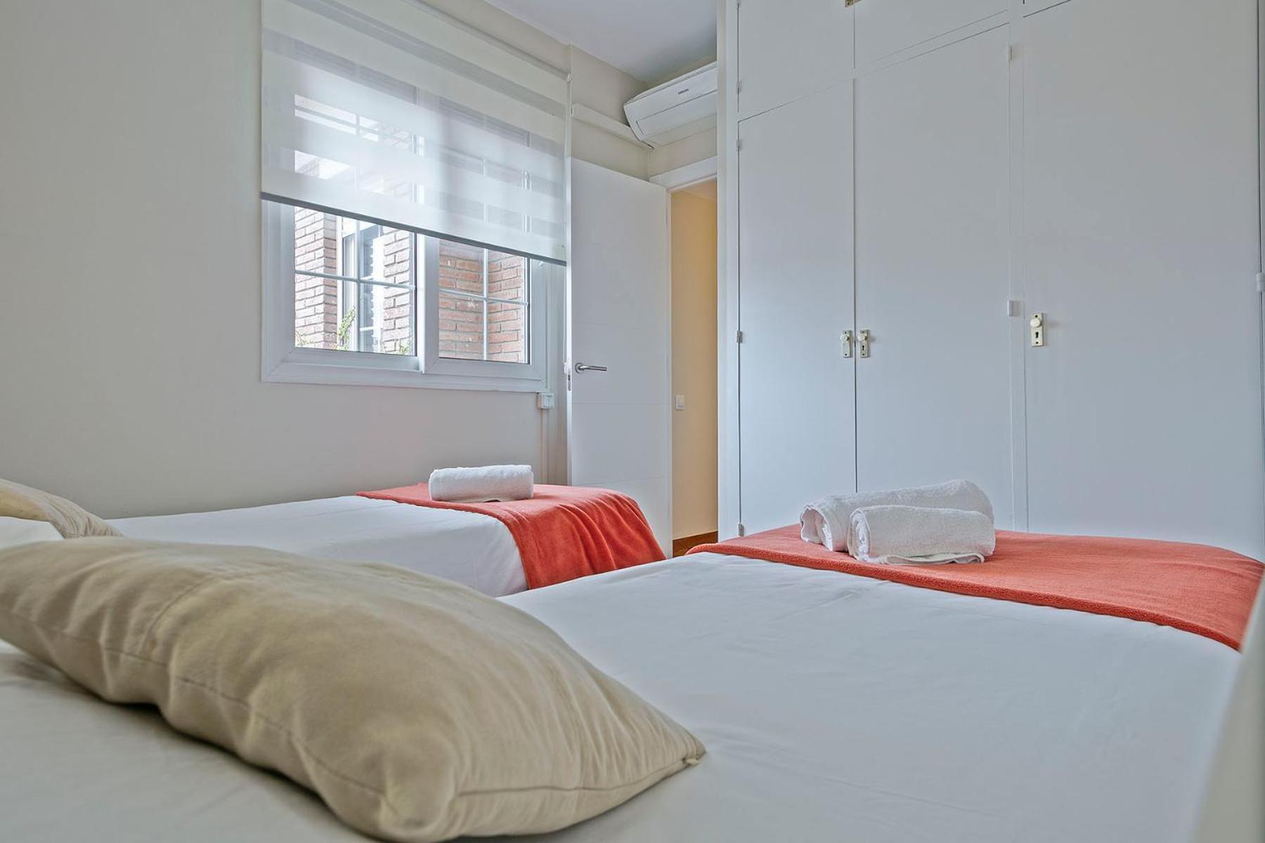Sarria Attic Apartment Barcelona Exterior photo