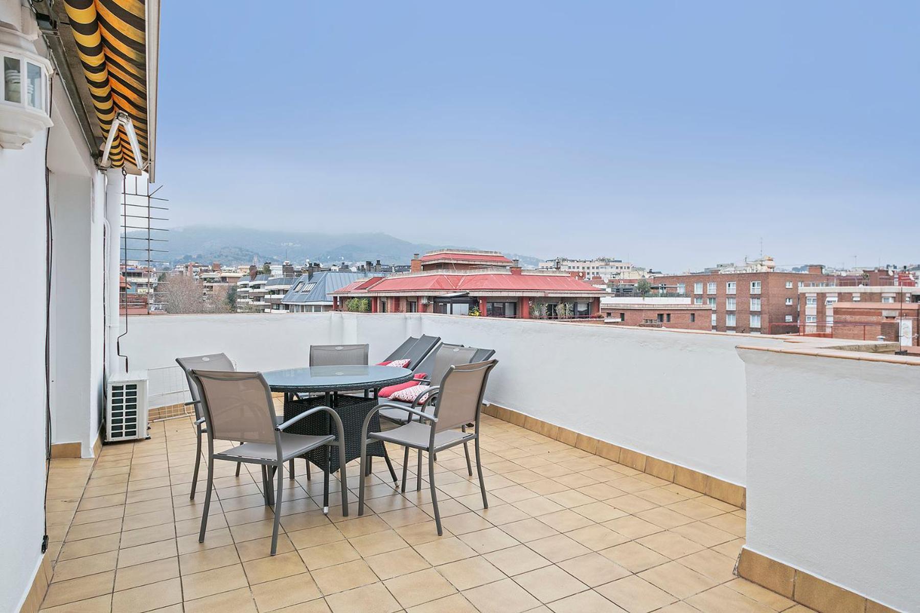 Sarria Attic Apartment Barcelona Exterior photo
